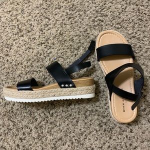 Black and Tan platform espadrille